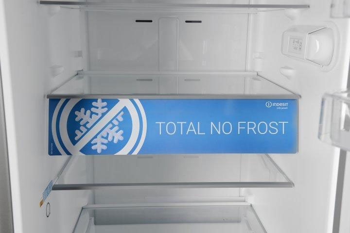 تکنولوژی بدون برفک Total No Frost در یخچال فریزر 34 فوت اینستاویو ال جی X348